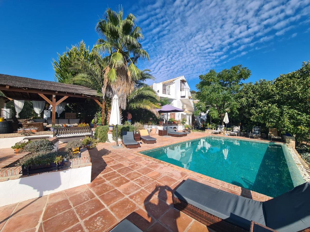 Cortijo La Haza Iznájar Exterior foto