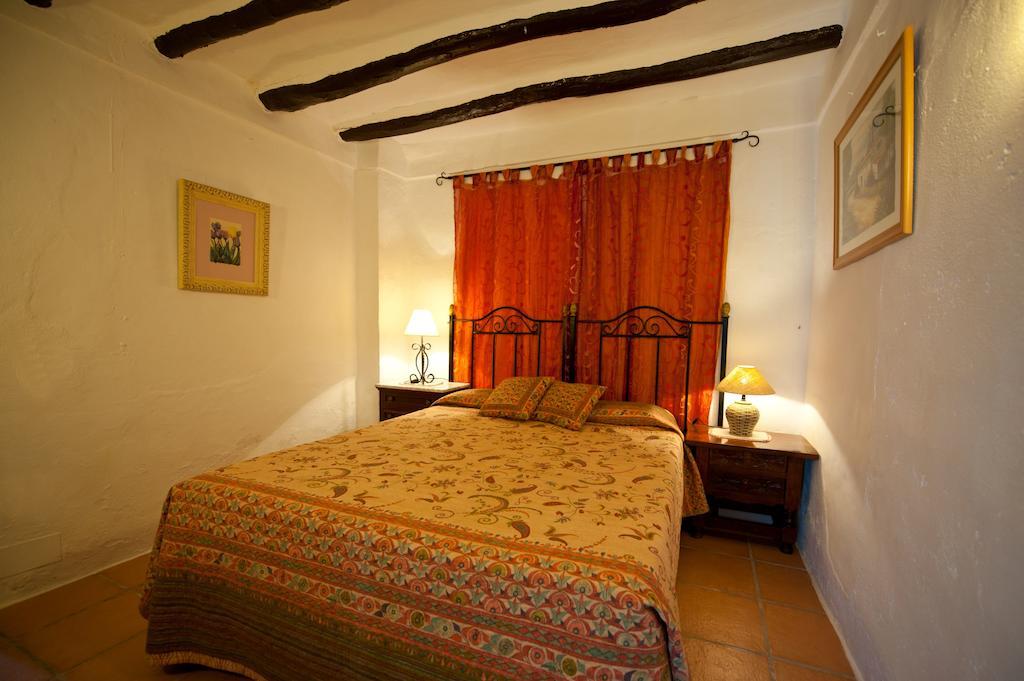 Cortijo La Haza Iznájar Quarto foto